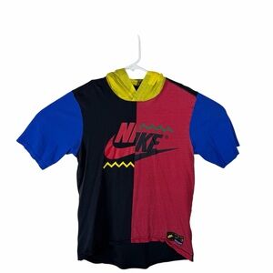 Nike NYC Wildcard Hooded T-Shirt 90s Retro AR0230-010 Multicolor Size S
